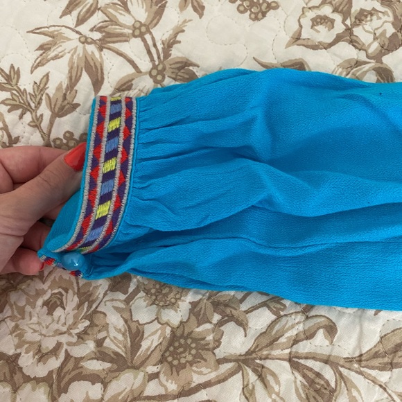 Great shirt! Like new! - Picture 6 of 12